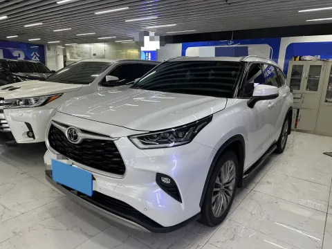 2022 Toyota Highlander 2.0T 248HP L4 8AT,autocango,china used car exporter,china ev exporter,chinese used car exporter,chinese used ev exporter