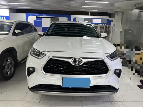 2022 Toyota Highlander 2.0T 248HP L4 8AT,autocango,china used car exporter,china ev exporter,chinese used car exporter,chinese used ev exporter