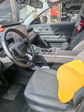 2025 Chery Tiggo 8 Plus 1.6T 197HP L4 7DCT