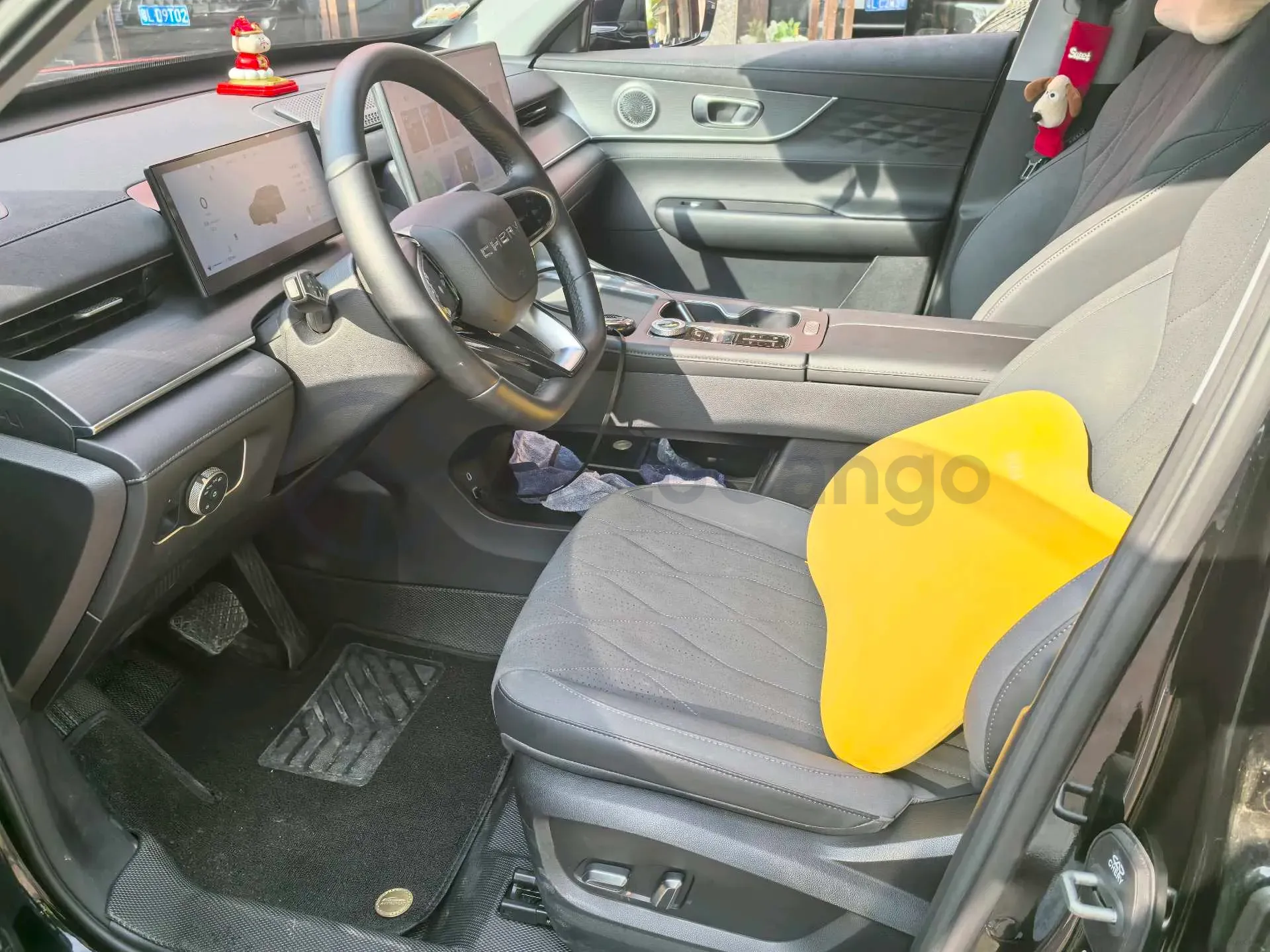 2025 Chery Tiggo 8 Plus 1.6T 197HP L4 7DCT,autocango,china used car exporter,china ev exporter,chinese used car exporter,chinese used ev exporter