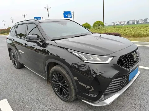 2026 Toyota Crown Kluger 2.0T 248HP L4 8AT,autocango,china used car exporter,china ev exporter,chinese used car exporter,chinese used ev exporter