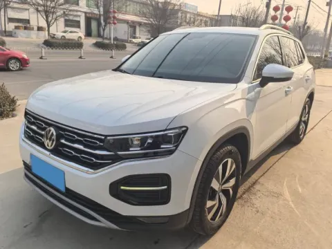 2019 JEEP CHEROKEE,autocango,china used car exporter,china ev exporter,chinese used car exporter,chinese used ev exporter