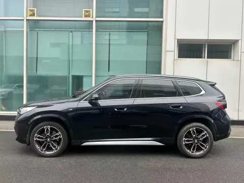 2023 BMW X1 2.0T 204HP L4 7DCT