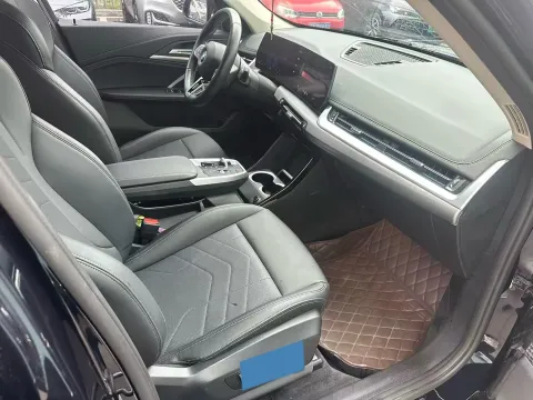 2023 BMW X1 2.0T 204HP L4 7DCT
