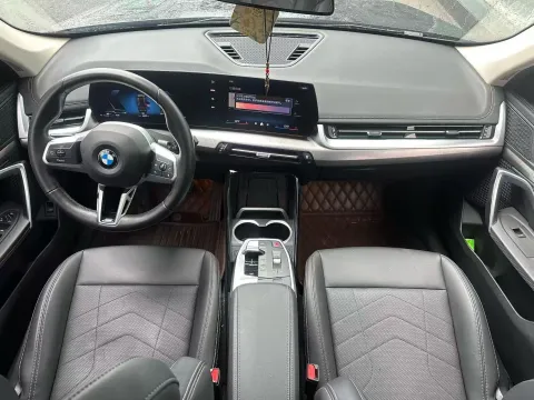 2023 BMW X1 2.0T 204HP L4 7DCT