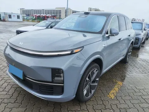 2025 LI L8,autocango,china used car exporter,china ev exporter,chinese used car exporter,chinese used ev exporter