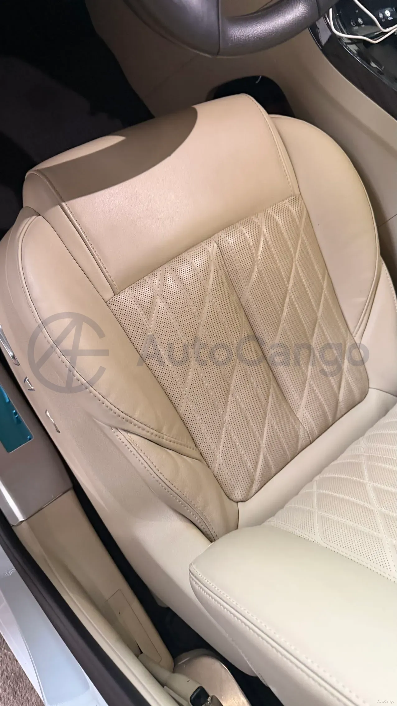 2022 Buick GL8 2.0T 237HP L4 9AT,autocango,china used car exporter,china ev exporter,chinese used car exporter,chinese used ev exporter