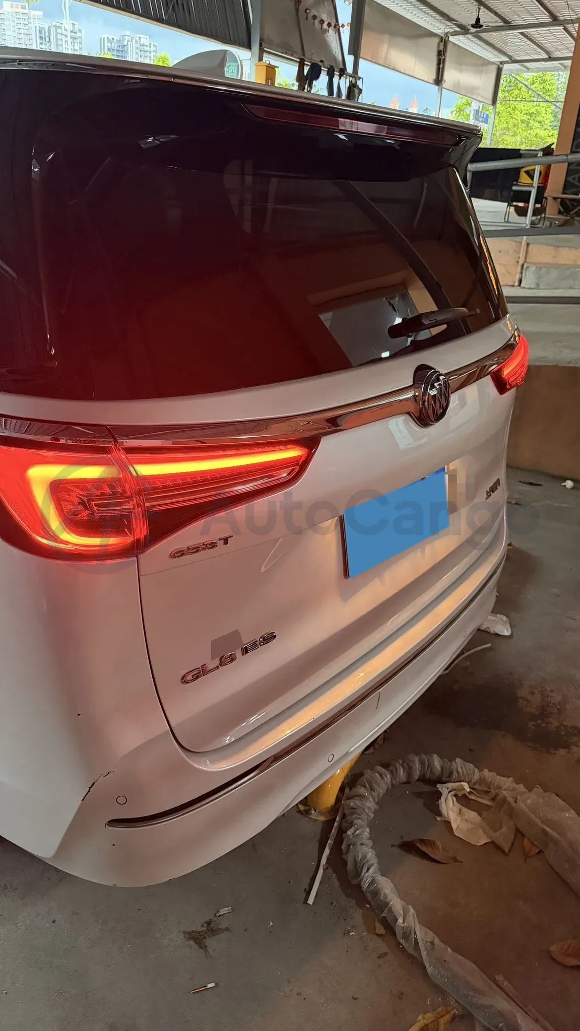 2022 Buick GL8 2.0T 237HP L4 9AT,autocango,china used car exporter,china ev exporter,chinese used car exporter,chinese used ev exporter