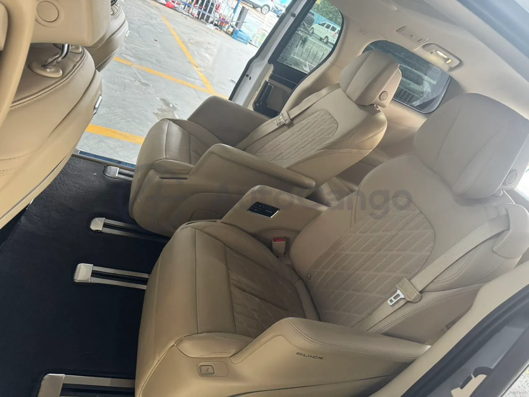 2022 Buick GL8 2.0T 237HP L4 9AT,autocango,china used car exporter,china ev exporter,chinese used car exporter,chinese used ev exporter