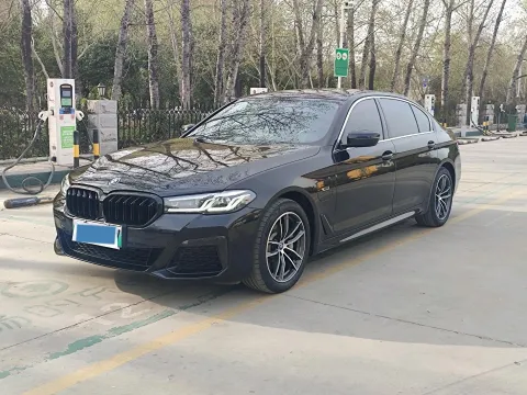2021 BMW 5 SERIES,autocango,china used car exporter,china ev exporter,chinese used car exporter,chinese used ev exporter