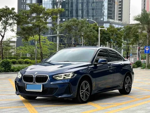 2022 BMW 1 SERIES,autocango,china used car exporter,china ev exporter,chinese used car exporter,chinese used ev exporter