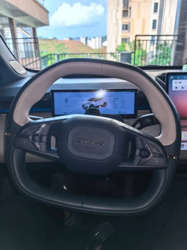 2025 Jetour Freeman 1.5T 184HP L4 7DCT,autocango,china used car exporter,china ev exporter,chinese used car exporter,chinese used ev exporter