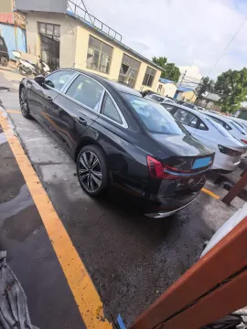 2026 Audi A6L 2.0T 245HP L4 7DCT,autocango,china used car exporter,china ev exporter,chinese used car exporter,chinese used ev exporter