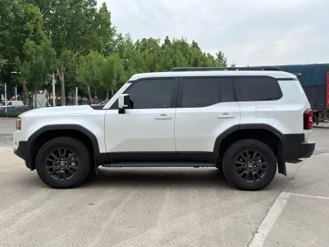 2024 Toyota Land Cruiser Prado 2.4T 282HP L4 8AT Hybrid,autocango,china used car exporter,china ev exporter,chinese used car exporter,chinese used ev exporter