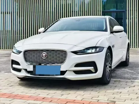 2021 JAGUAR XEL,autocango,china used car exporter,china ev exporter,chinese used car exporter,chinese used ev exporter