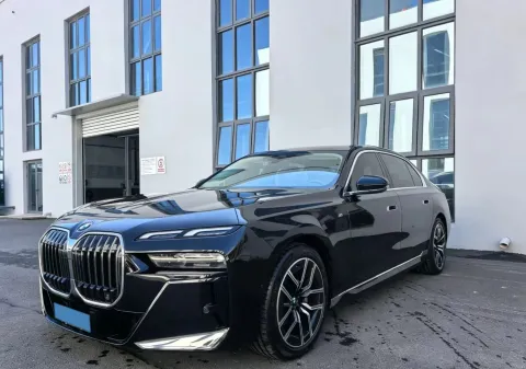 2023 BMW 7 SERIES,autocango,china used car exporter,china ev exporter,chinese used car exporter,chinese used ev exporter