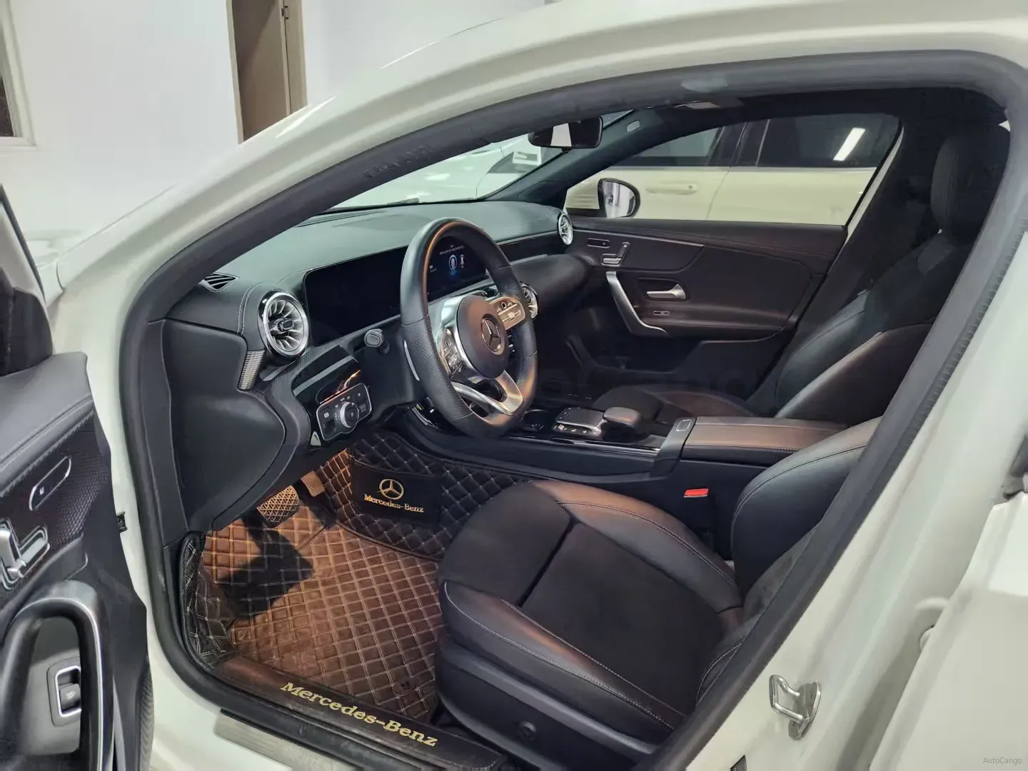 2022 Mercedes-Benz A Class 1.3T 163HP L4 7DCT,autocango,china used car exporter,china ev exporter,chinese used car exporter,chinese used ev exporter
