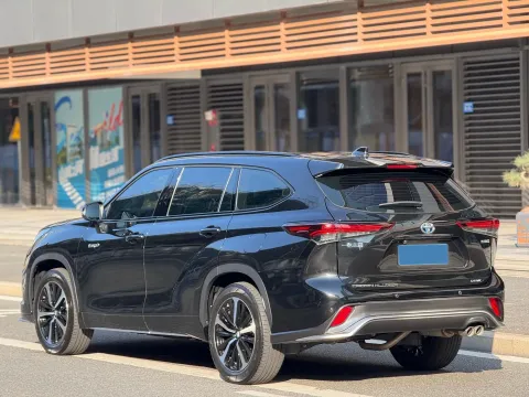 2023 Toyota Crown Kluger 2.5L 189HP L4 E-CVT Hybrid,autocango,china used car exporter,china ev exporter,chinese used car exporter,chinese used ev exporter