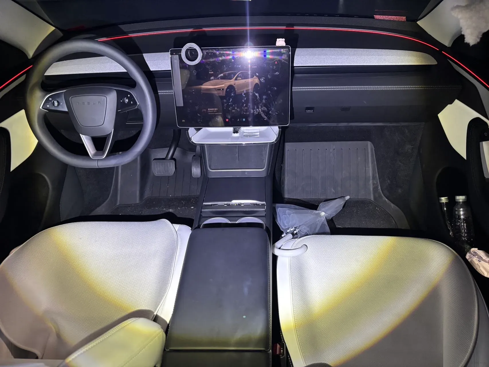 2025 Tesla Model Y BEV 78.4KWH,autocango,china used car exporter,china ev exporter,chinese used car exporter,chinese used ev exporter