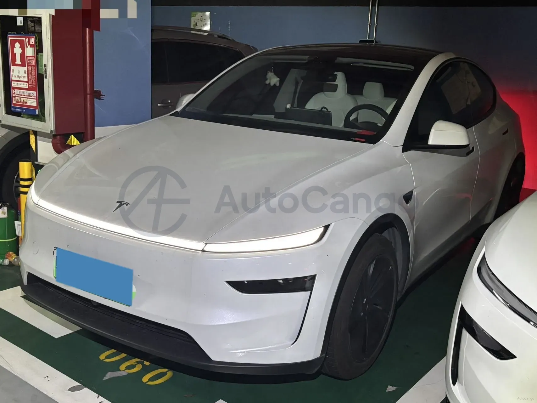 2025 Tesla Model Y BEV 78.4KWH,autocango,china used car exporter,china ev exporter,chinese used car exporter,chinese used ev exporter