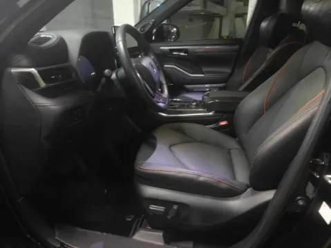 2024 Toyota Crown Kluger 2.0T 248HP L4 8AT,autocango,china used car exporter,china ev exporter,chinese used car exporter,chinese used ev exporter