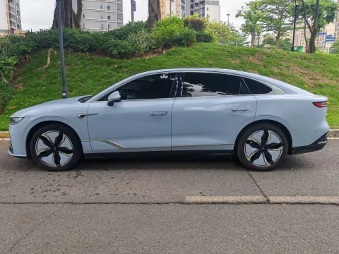 2023 Voyah ZhuiGuang BEV 82.11KWH,autocango,china used car exporter,china ev exporter,chinese used car exporter,chinese used ev exporter