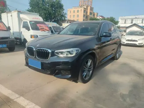 2021 BMW X3,autocango,china used car exporter,china ev exporter,chinese used car exporter,chinese used ev exporter