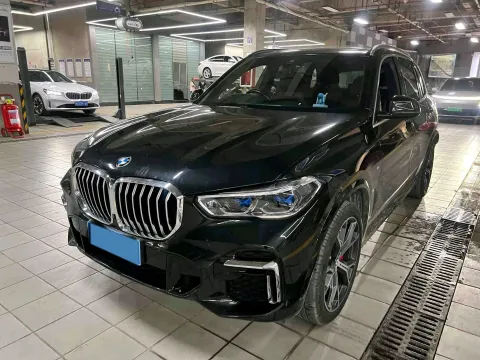 2022 BMW X5,autocango,china used car exporter,china ev exporter,chinese used car exporter,chinese used ev exporter