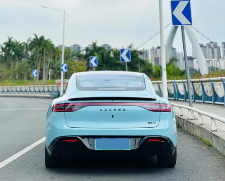2026 HIMA S7 BEV