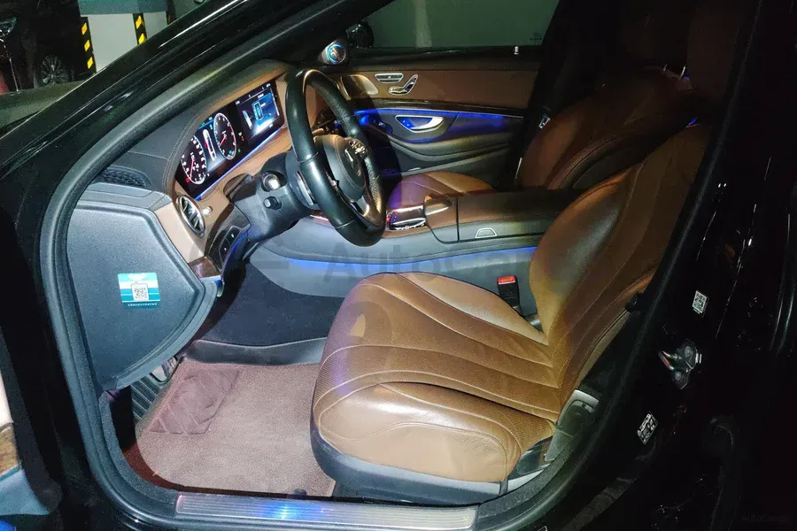 2019 Mercedes-Benz S Class 2.0T 299HP L4 9AT,autocango,china used car exporter,china ev exporter,chinese used car exporter,chinese used ev exporter