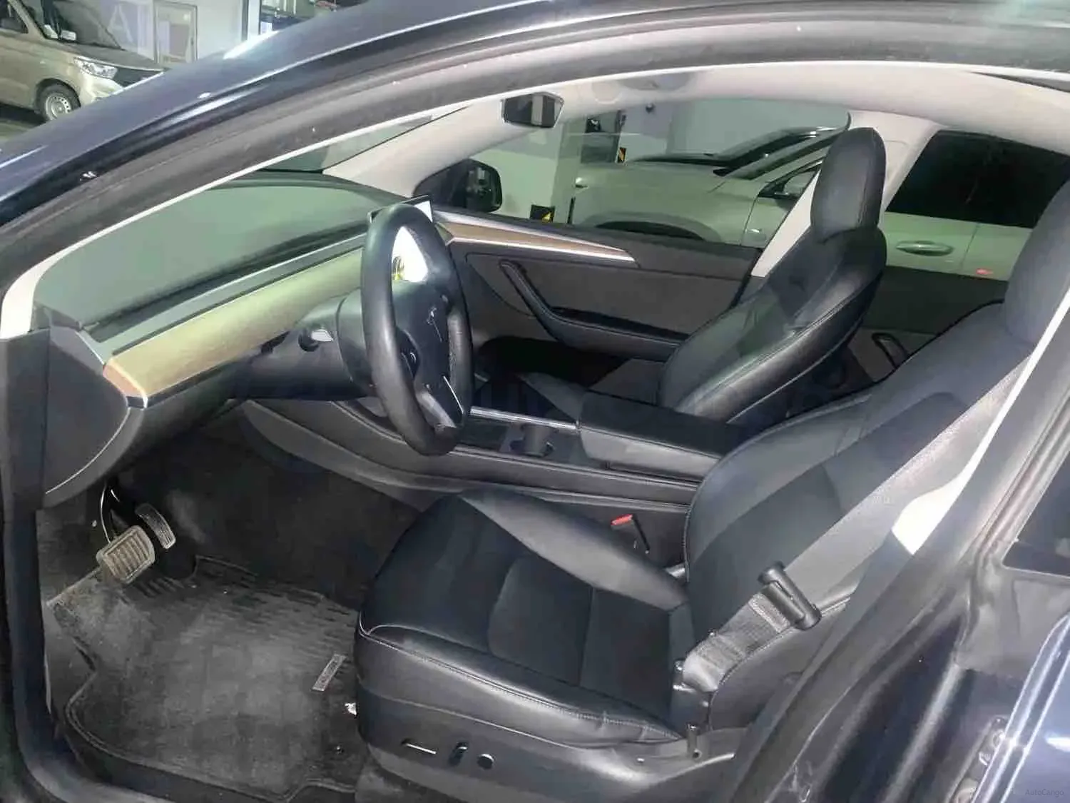 2021 Tesla Model Y BEV 60KWH,autocango,china used car exporter,china ev exporter,chinese used car exporter,chinese used ev exporter