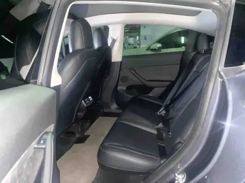 2021 Tesla Model Y BEV 60KWH