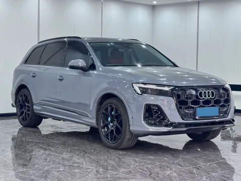 2024 Audi Q7 3.0T 340HP V6 8AT,autocango,china used car exporter,china ev exporter,chinese used car exporter,chinese used ev exporter