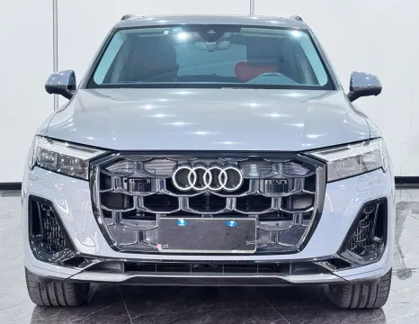 2024 Audi Q7 3.0T 340HP V6 8AT,autocango,china used car exporter,china ev exporter,chinese used car exporter,chinese used ev exporter