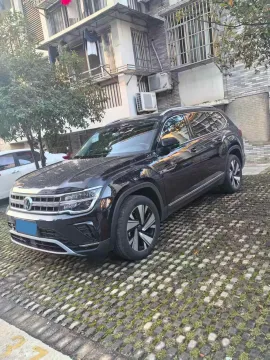 2025 Volkswagen Teramont 2.0T 220HP L4 7DCT,autocango,china used car exporter,china ev exporter,chinese used car exporter,chinese used ev exporter