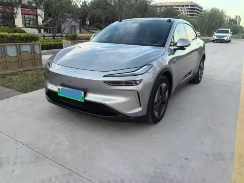 2025 ONVO L60,autocango,china used car exporter,china ev exporter,chinese used car exporter,chinese used ev exporter