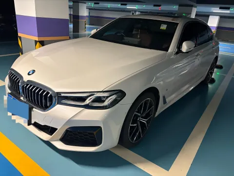 2022 BMW 5 SERIES,autocango,china used car exporter,china ev exporter,chinese used car exporter,chinese used ev exporter
