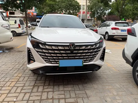 2024 ChangAn UNI-Z 1.5L 98HP L4 E-CVT PHEV 18.4KWH