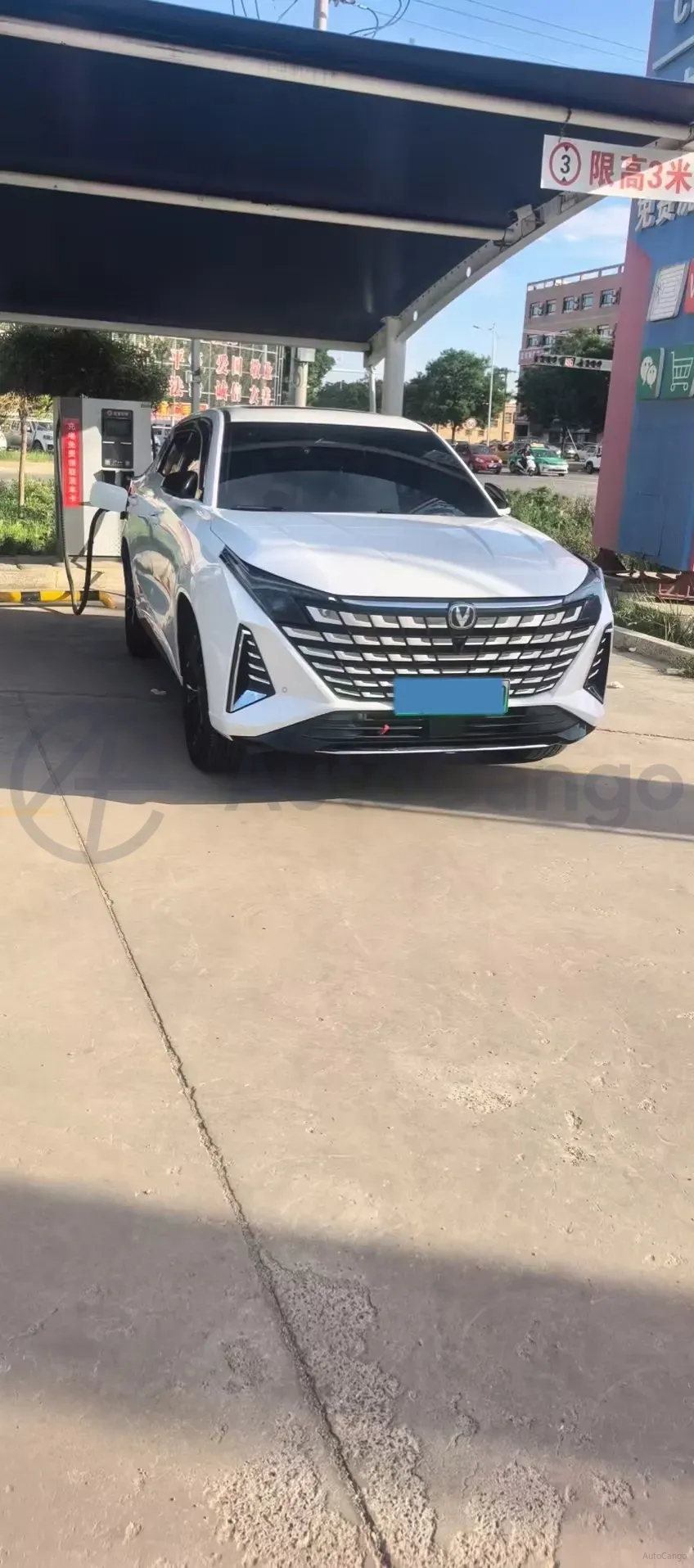 2024 ChangAn UNI-Z 1.5L 98HP L4 E-CVT PHEV 18.4KWH,autocango,china used car exporter,china ev exporter,chinese used car exporter,chinese used ev exporter