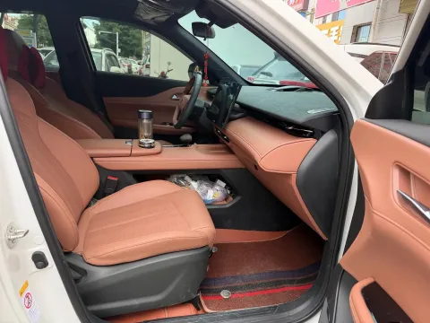 2024 ChangAn UNI-Z 1.5L 98HP L4 E-CVT PHEV 18.4KWH