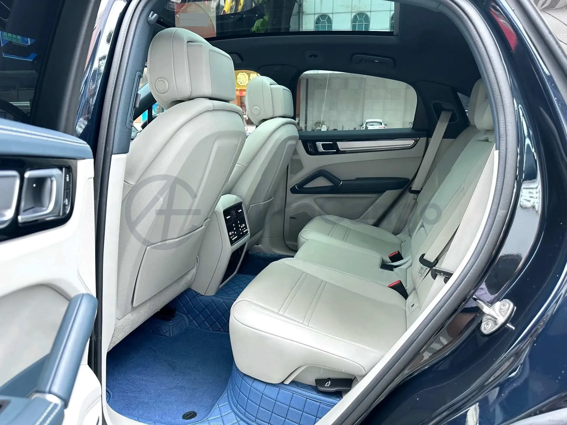 2022 Porsche Cayenne 2.9T 440HP V6 8AT,autocango,china used car exporter,china ev exporter,chinese used car exporter,chinese used ev exporter