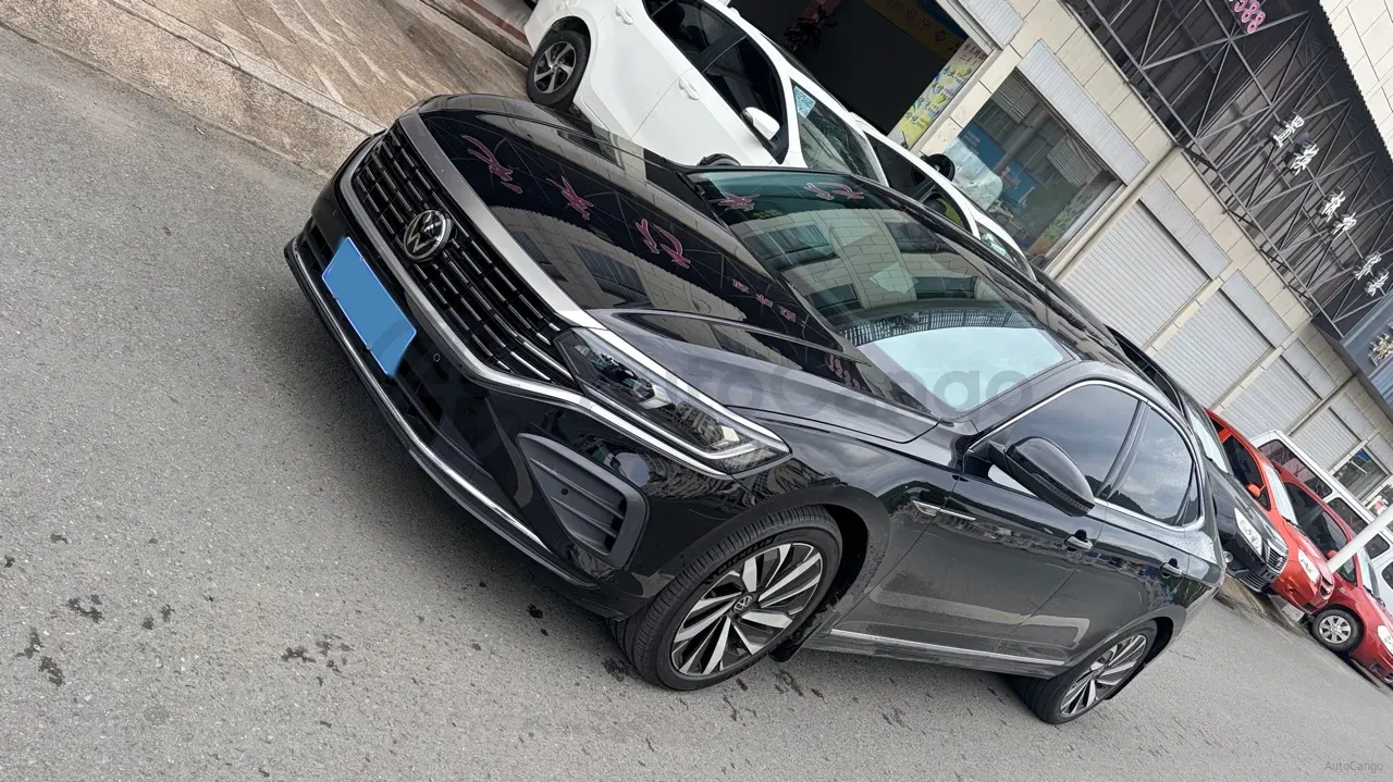 2024 Volkswagen Passat 2.0T 220HP L4 7DCT,autocango,china used car exporter,china ev exporter,chinese used car exporter,chinese used ev exporter