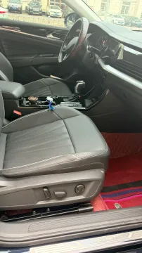 2024 Volkswagen Passat 2.0T 220HP L4 7DCT