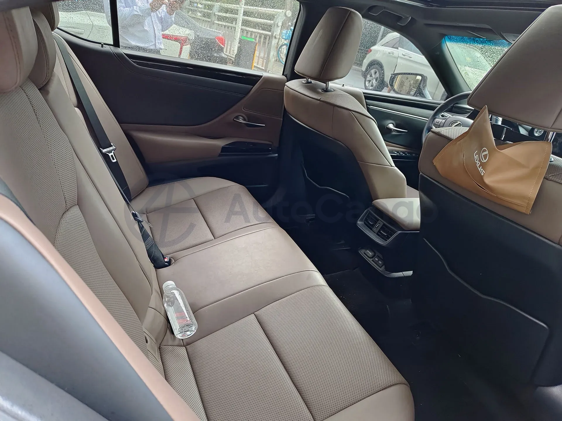 2021 Lexus ES 2.5L 178HP L4 E-CVT Hybrid,autocango,china used car exporter,china ev exporter,chinese used car exporter,chinese used ev exporter