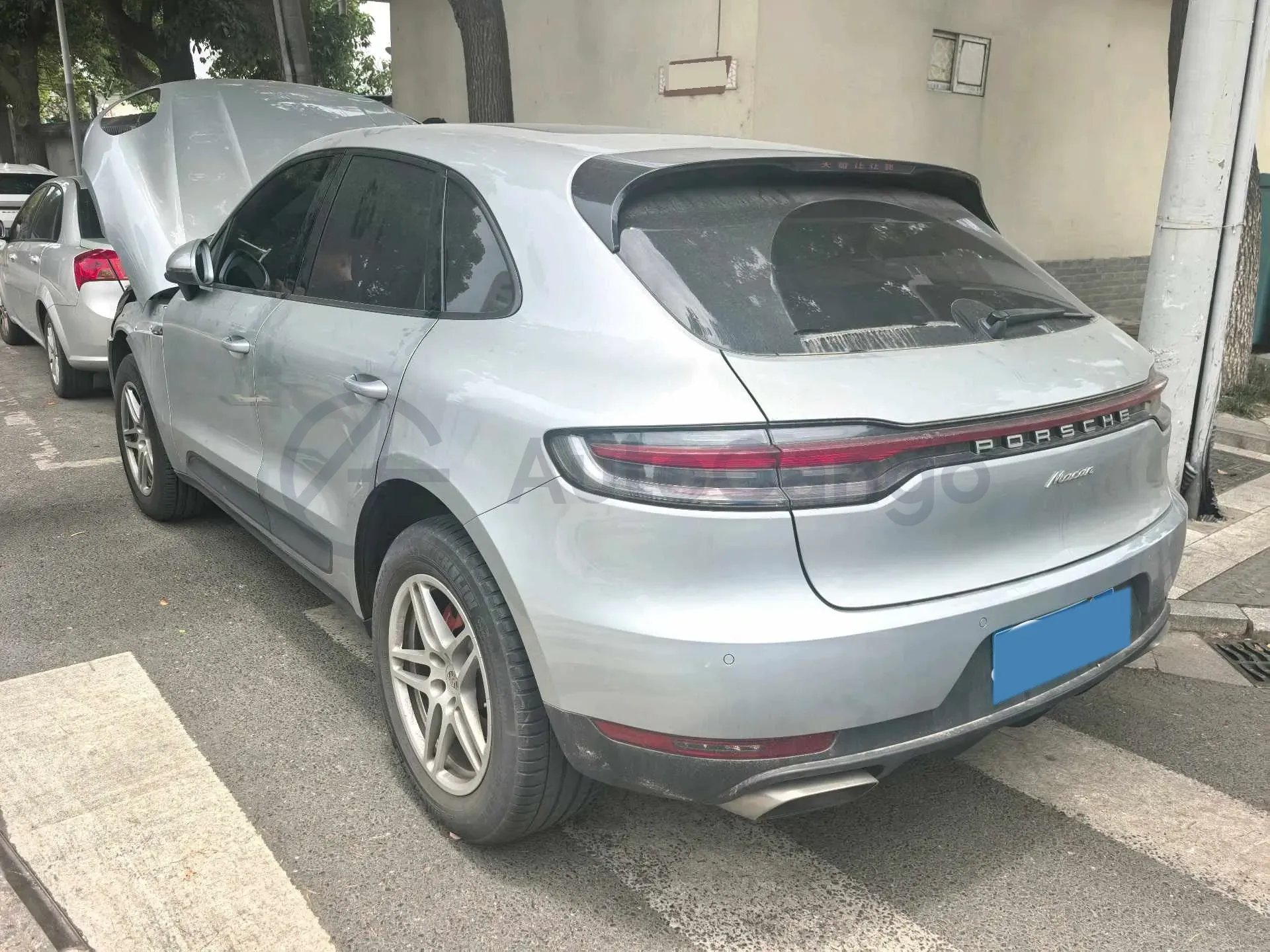 2021 Porsche Macan 2.0T 252HP L4 7DCT,autocango,china used car exporter,china ev exporter,chinese used car exporter,chinese used ev exporter