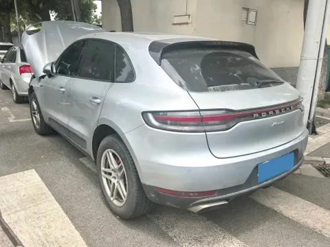 2021 Porsche Macan 2.0T 252HP L4 7DCT