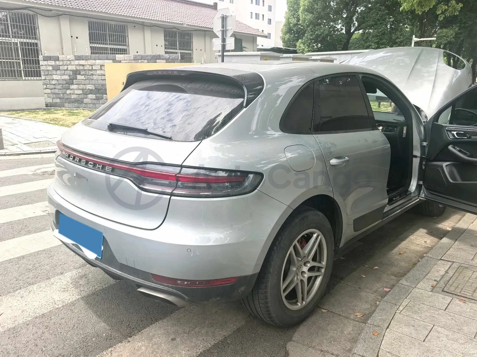 2021 Porsche Macan 2.0T 252HP L4 7DCT,autocango,china used car exporter,china ev exporter,chinese used car exporter,chinese used ev exporter