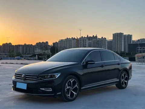 2023 VOLKSWAGEN MAGOTAN,autocango,china used car exporter,china ev exporter,chinese used car exporter,chinese used ev exporter