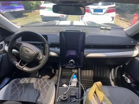 2021 Buick EnvisionPlus 2.0T 237HP L4 9AT