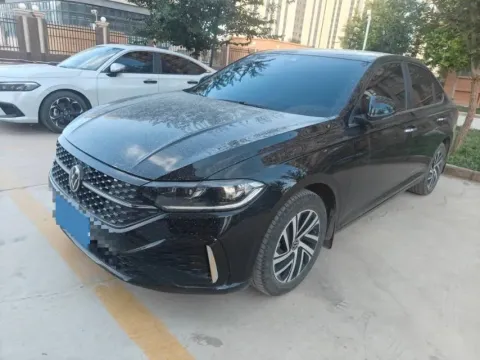 2024 VOLKSWAGEN LAVIDA,autocango,china used car exporter,china ev exporter,chinese used car exporter,chinese used ev exporter